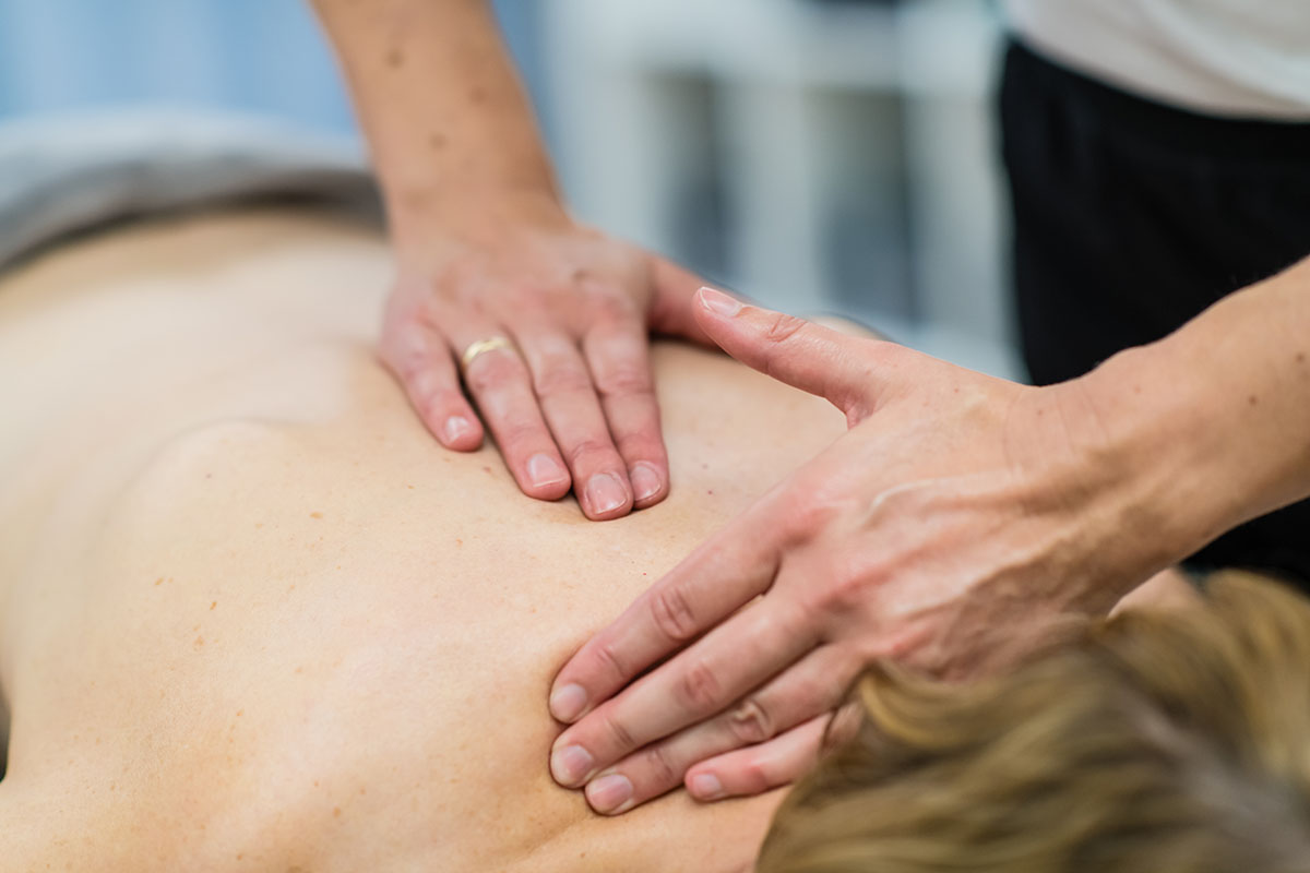 Physio am Hafen Behandlung Massage
